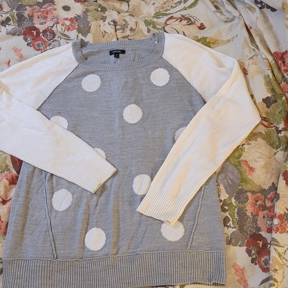 Apt. 9 Gray and White Polka Dot Women's Sweater